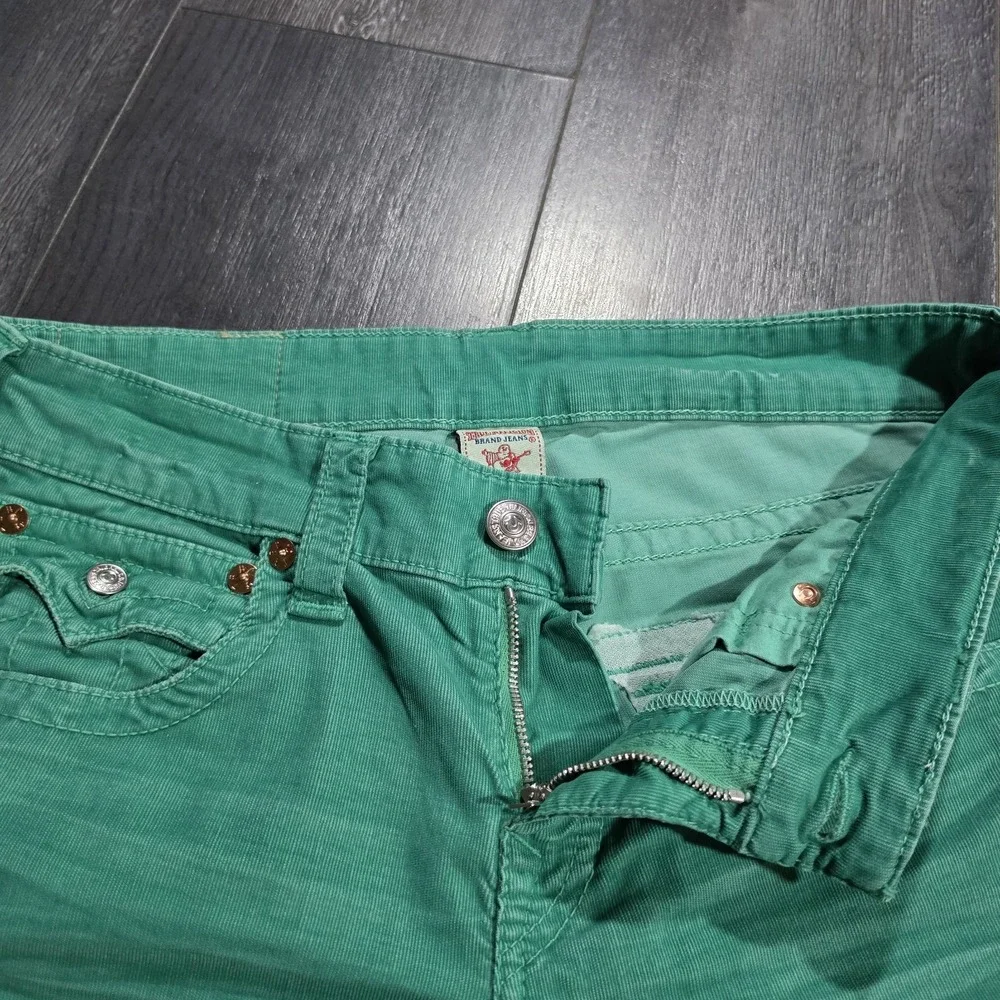 NWT True Religion Ricky Corduroy Cut Off Shorts Men 30 Green Stretch Lightweight